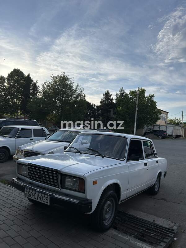 LADA (VAZ) 2107 - Image 5