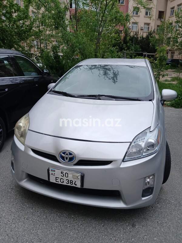 Toyota Prius - Image 2