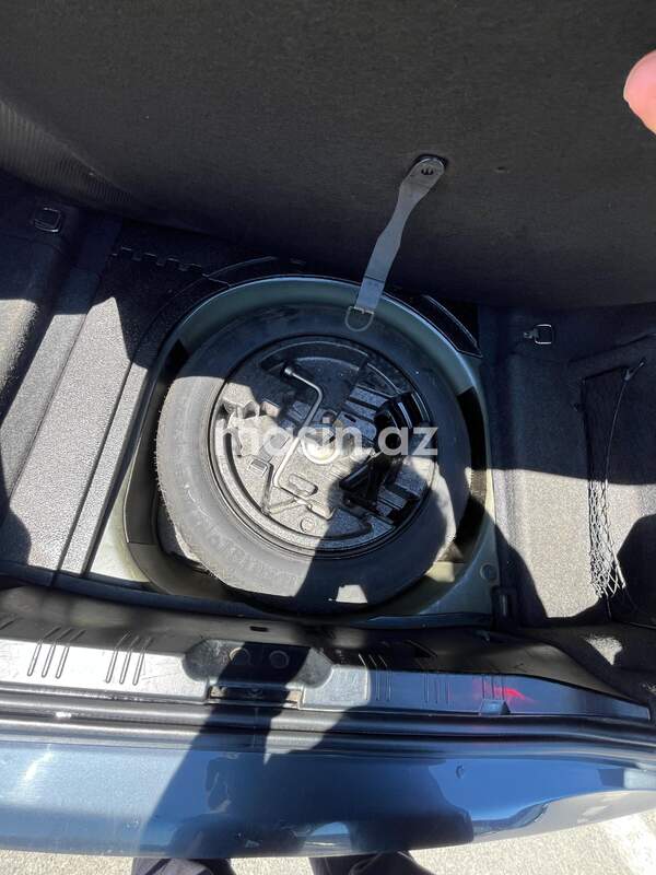 BMW 520 - Image 5