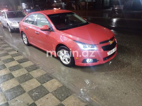 Chevrolet Cruze - Image 5
