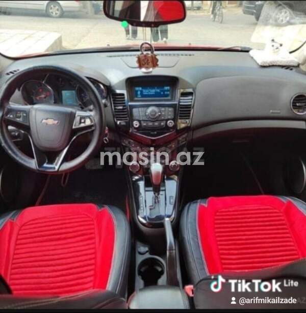 Chevrolet Cruze - Image 7