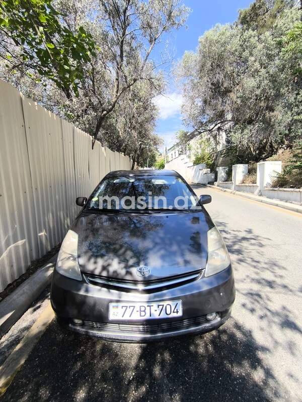 Toyota Prius - Image 2