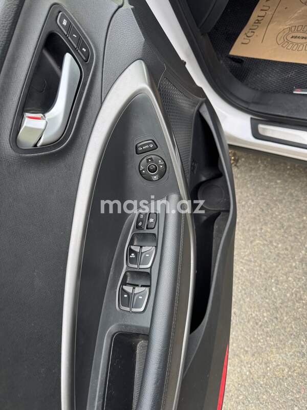 Hyundai Santa Fe - Image 7