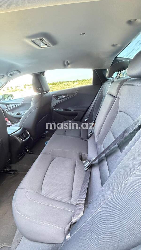 Chevrolet Malibu - Image 8