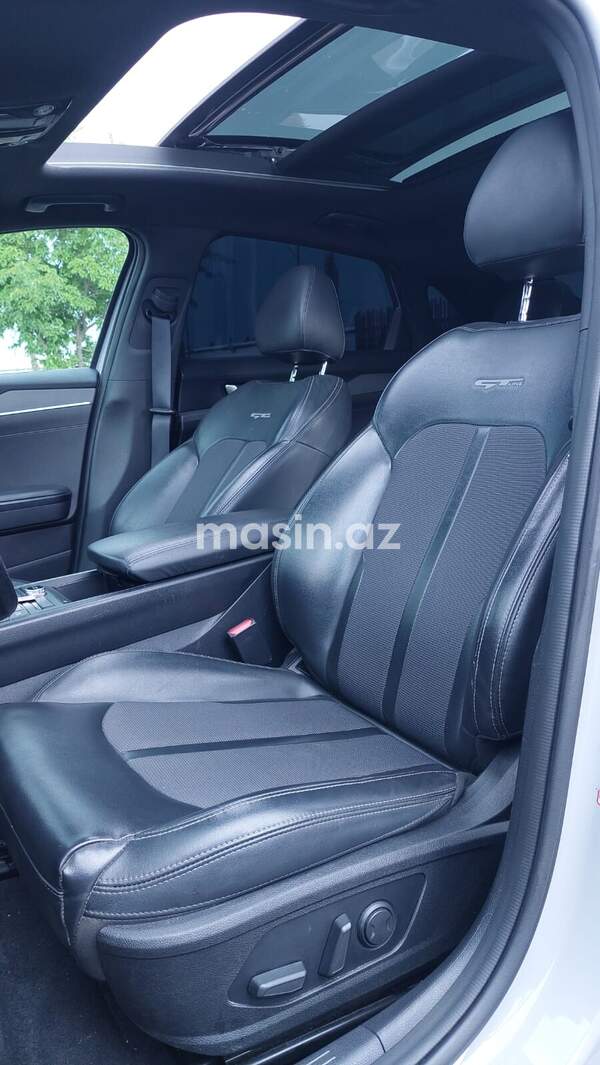 Kia K5 - Image 6