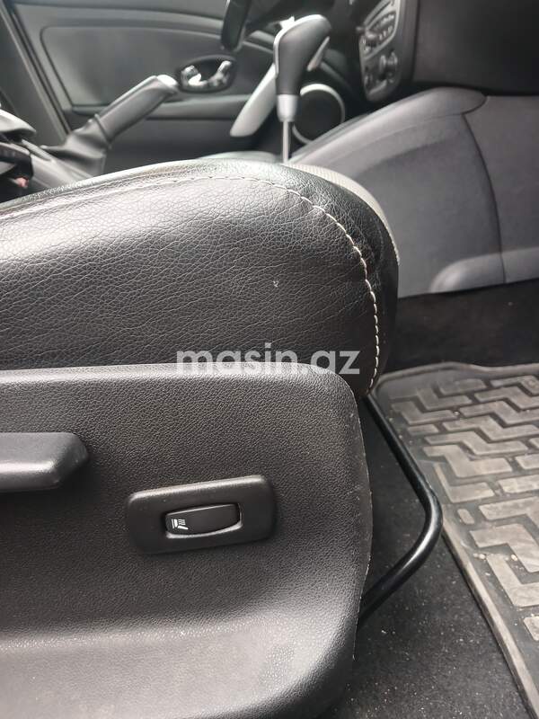 Renault Fluence - Image 6