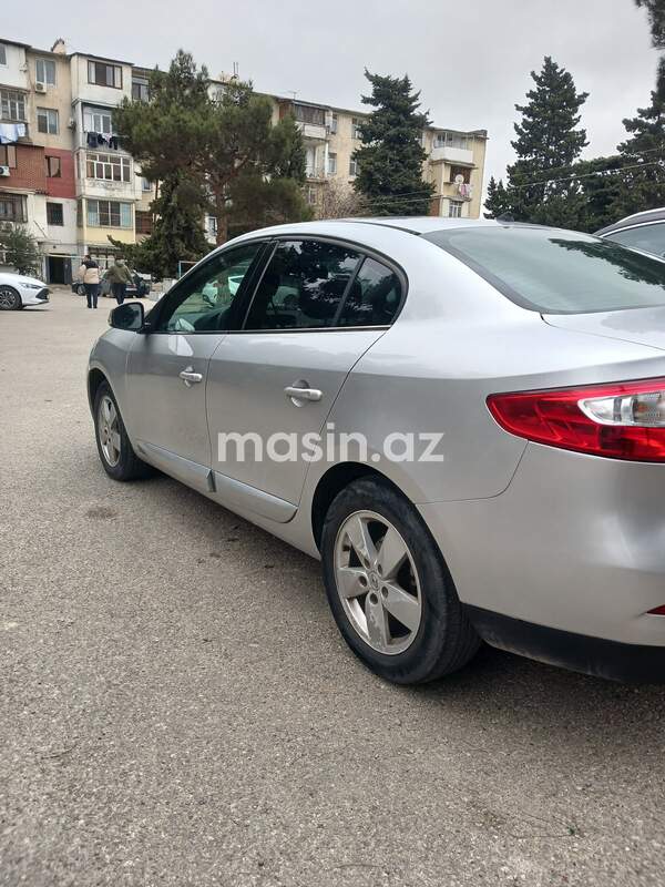 Renault Fluence - Image 9