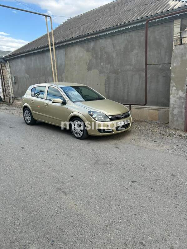 Opel Astra - Image 2