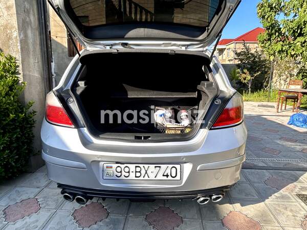 Opel Astra - Image 6