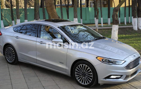 Ford Fusion - Image 4