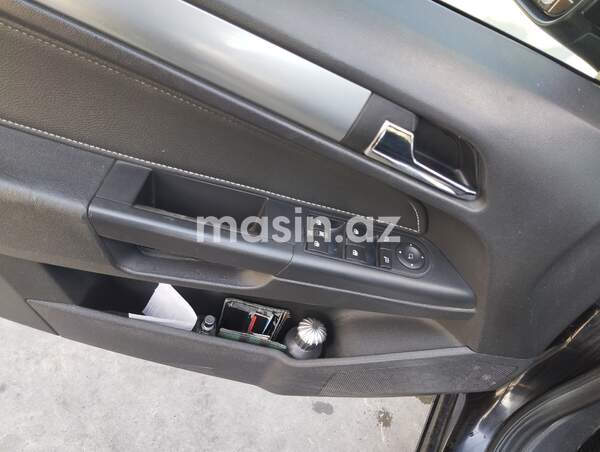 Opel Astra - Image 10