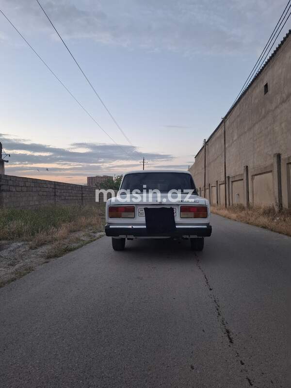 LADA (VAZ) 2107 - Image 2