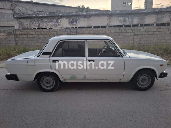 LADA (VAZ) 2107 - Image 4