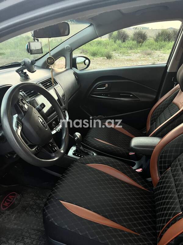 Kia Rio - Image 4