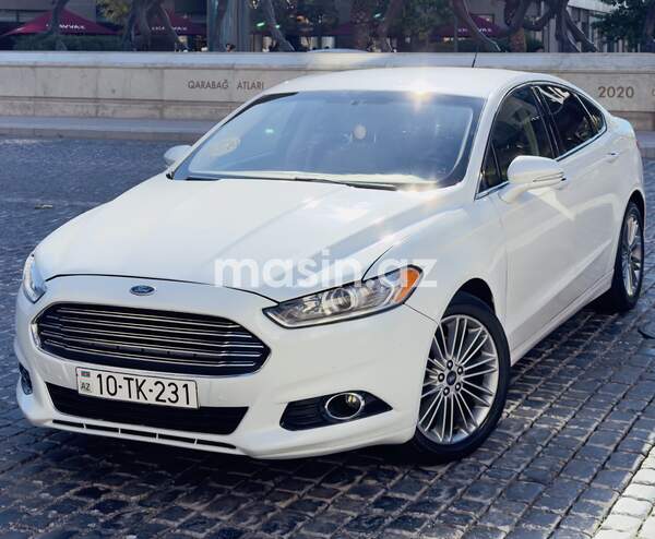 Ford Fusion (North America) - Image 2