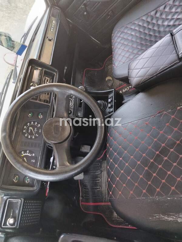 LADA (VAZ) 2107 - Image 2