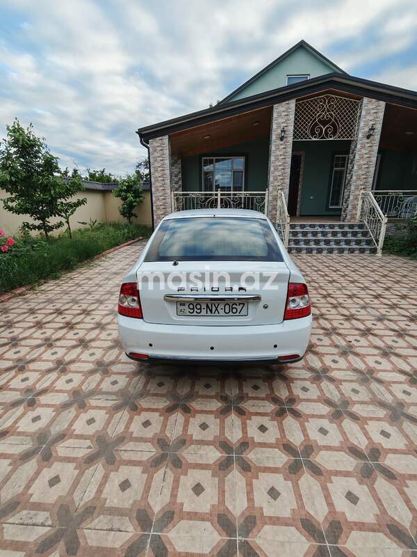LADA (VAZ) Priora - Image 2