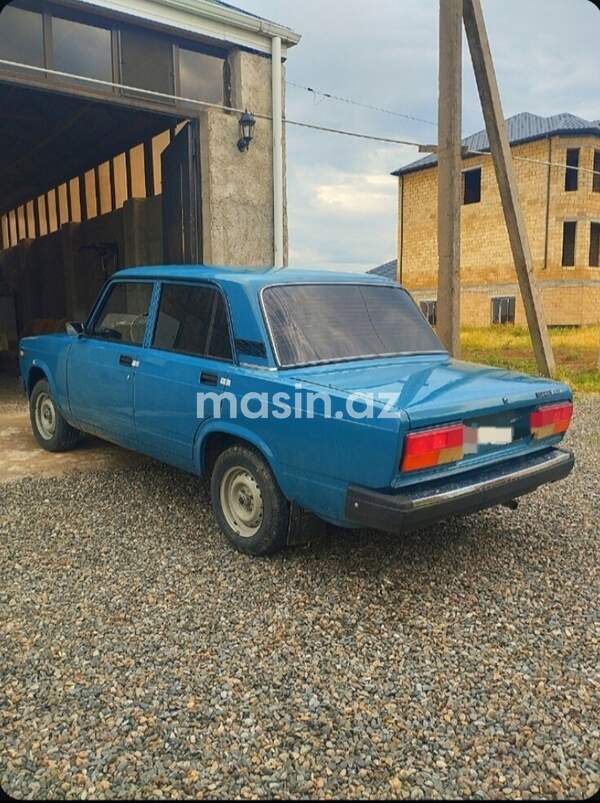 LADA (VAZ) 2107 - Image 4