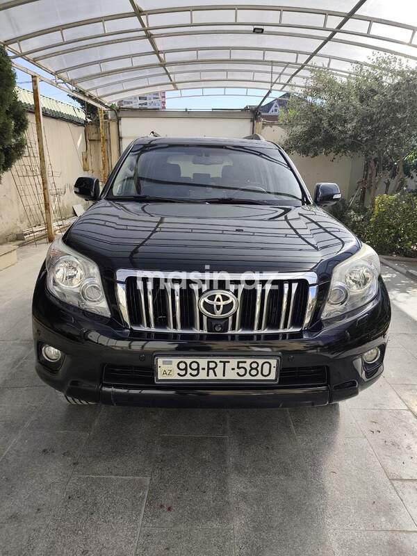 Toyota Land Cruiser Prado - Image 10
