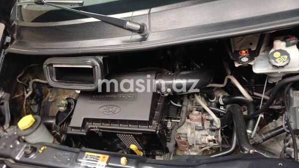 Ford Transit - Image 2