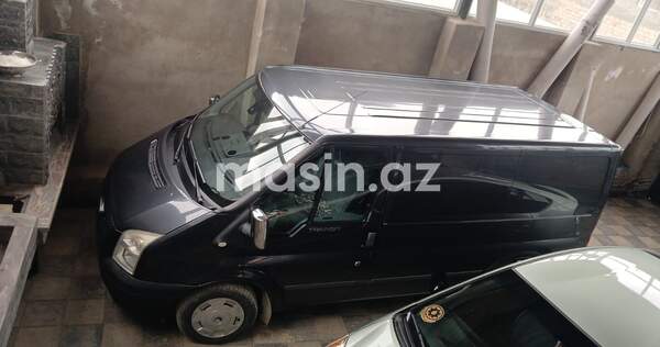 Ford Transit - Image 7