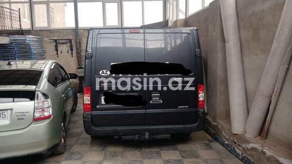 Ford Transit - Image 8