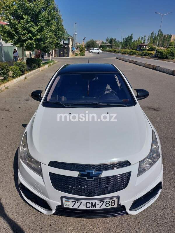 Chevrolet Cruze - Image 5
