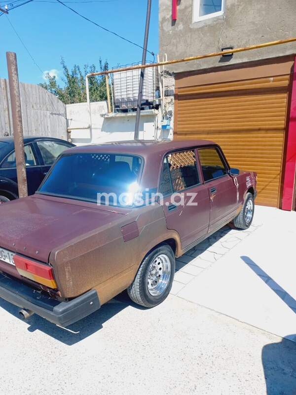 LADA (VAZ) 2107 - Image 10