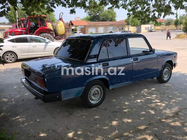 LADA (VAZ) 2107 - Image 2
