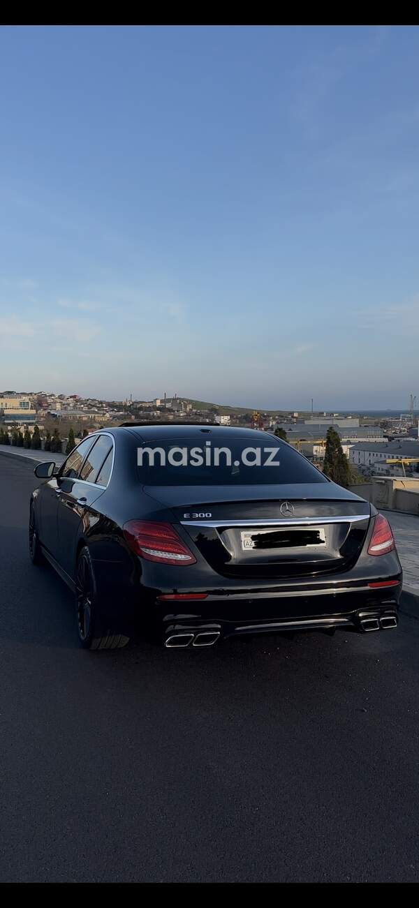Mercedes E 350 - Image 4