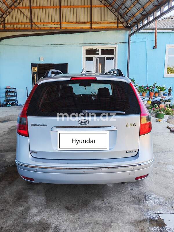 Hyundai i30 - Image 2
