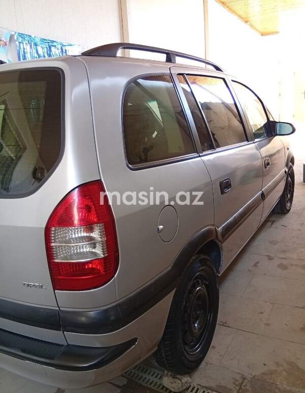 Opel Zafira - Image 7
