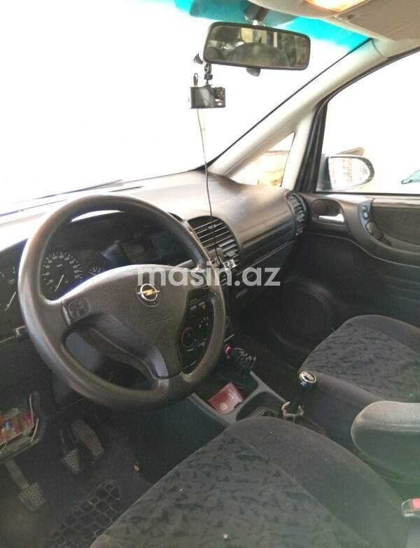 Opel Zafira - Image 8