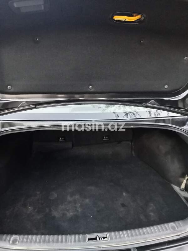 Hyundai Sonata - Image 7