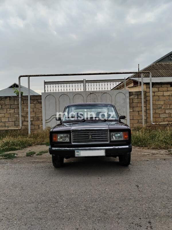 LADA (VAZ) 2107