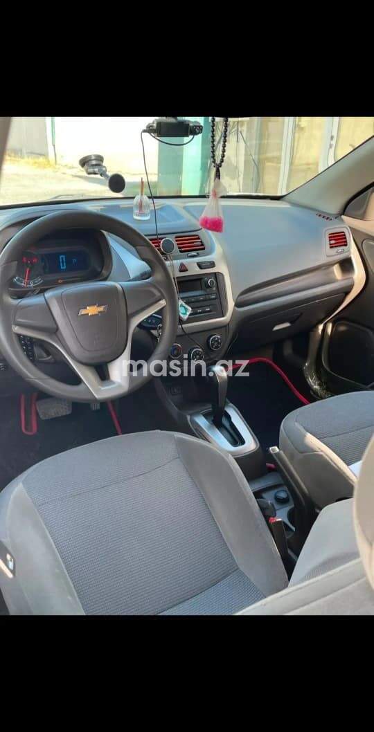 Chevrolet Cobalt - Image 5