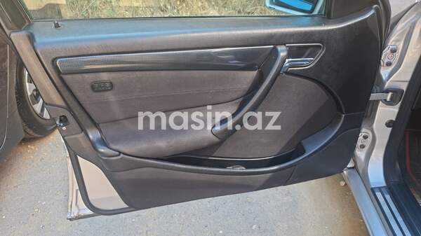 Mercedes C 180 - Image 3