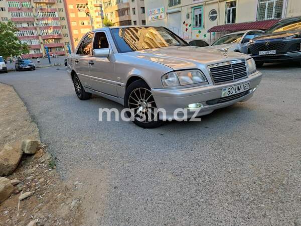 Mercedes C 180 - Image 6