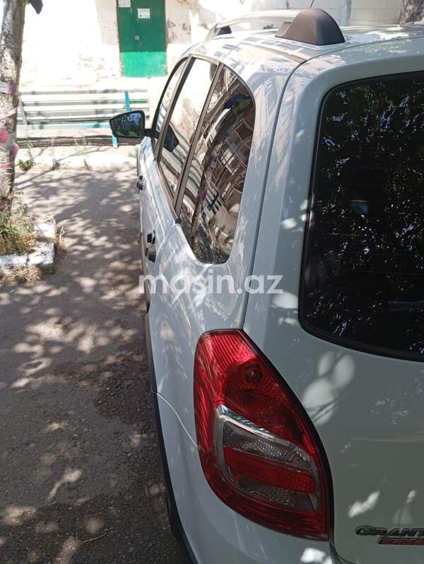 LADA (VAZ) Granta Cross - Image 5