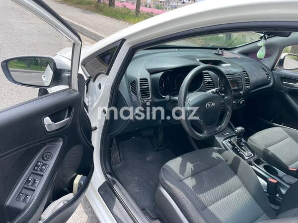 Kia K3 - Image 4