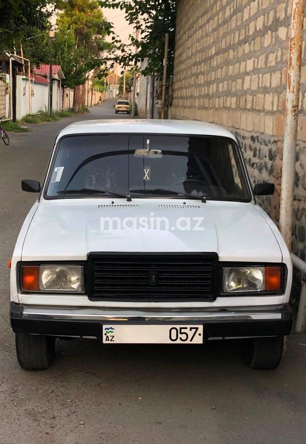 LADA (VAZ) 2107
