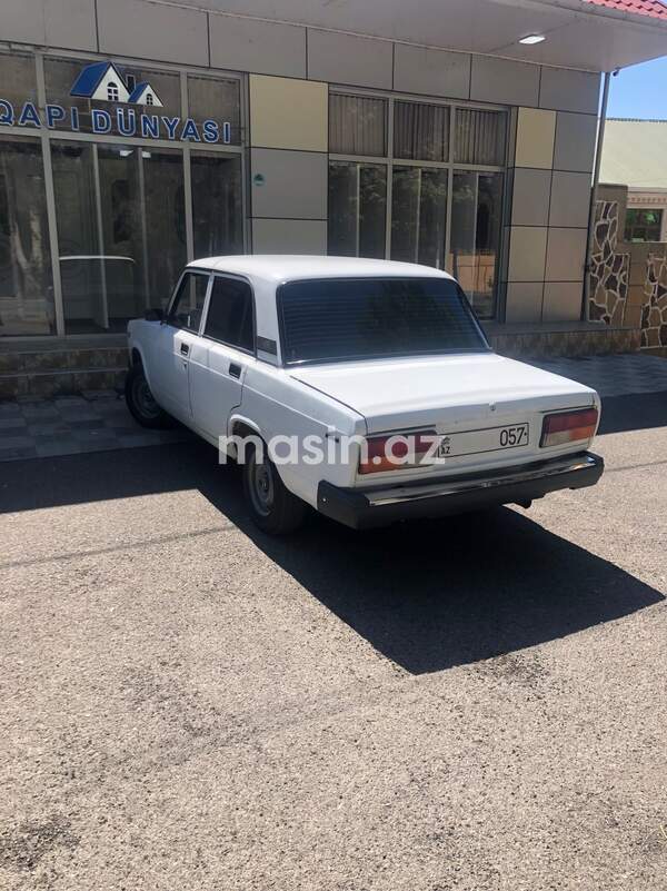 LADA (VAZ) 2107 - Image 3