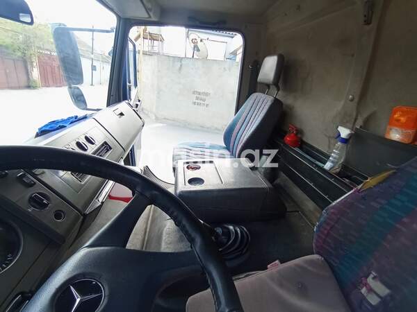 Mercedes Atego 814 - Image 7