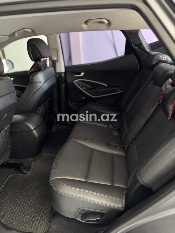 Hyundai Santa Fe - Image 9