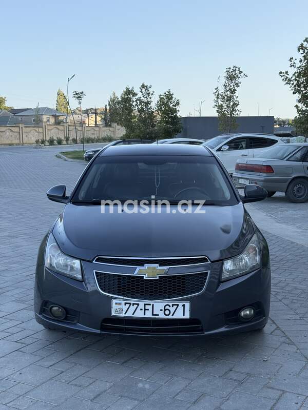 Chevrolet Cruze - Image 3