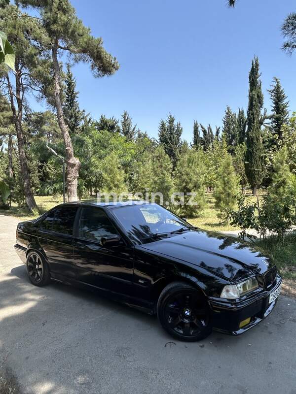 BMW 320e