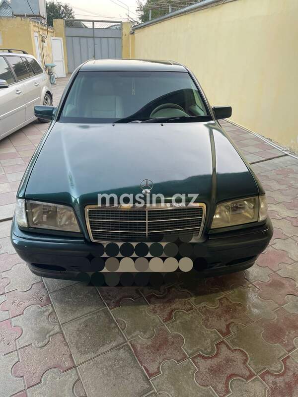 Mercedes C 200 - Image 4