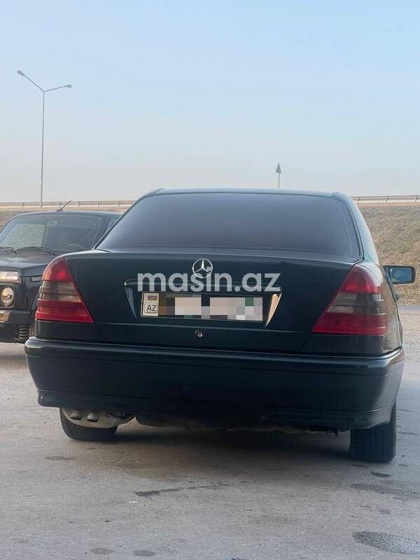Mercedes C 200 - Image 5