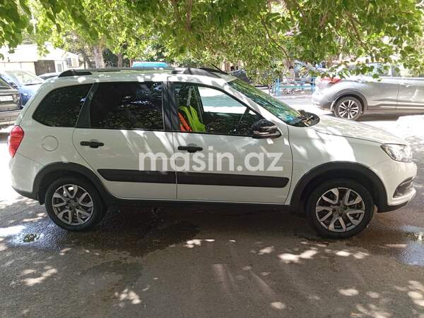 LADA (VAZ) Granta Cross - Image 2
