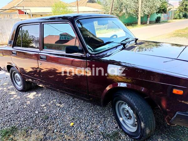 LADA (VAZ) 2107 - Image 7